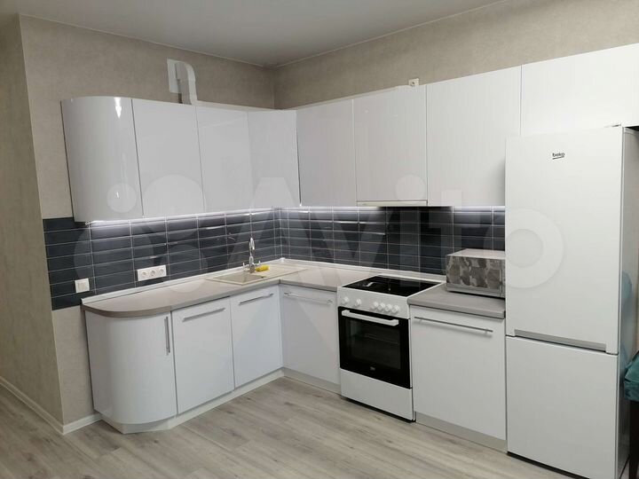 2-к. квартира, 65 м², 9/16 эт.