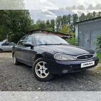 Ford Mondeo 1.8 MT, 1996, 230 000 км, с пробегом, цена 130 000 руб.