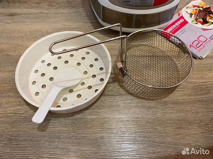 Мультиварка redmond RMC-M4502