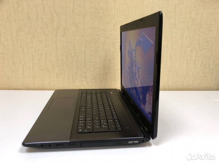 Ноутбук asus с большим дисплеем 17 дюймов, 4 ядра