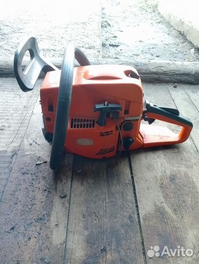 Продам бензопилу