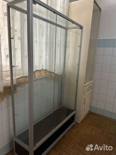 Тумбочки для салона