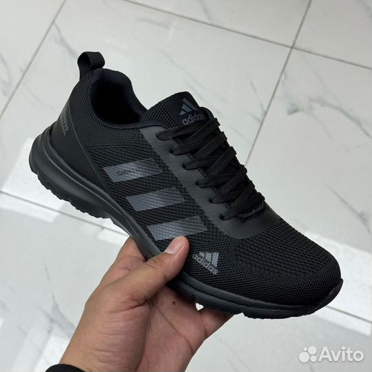 Кроссовки Adidas