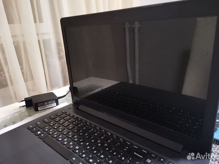 Ноутбук lenovo