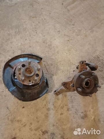 Ступица с кулаком в сборе тойота камри 55