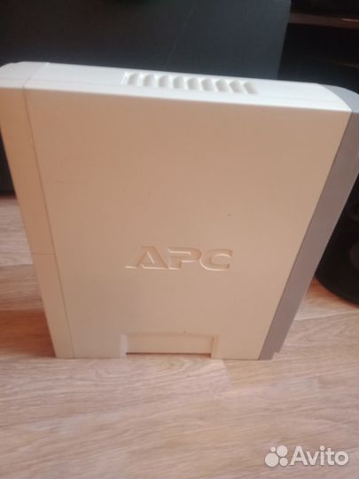 APC Back-UPS RS 1500