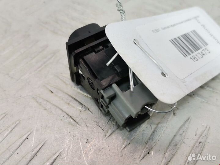 Кнопка переключения режимов подвески Peugeot 607