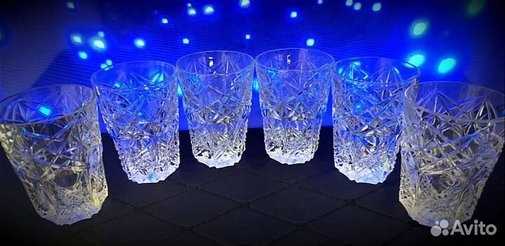 Набор хрустальных стаканов