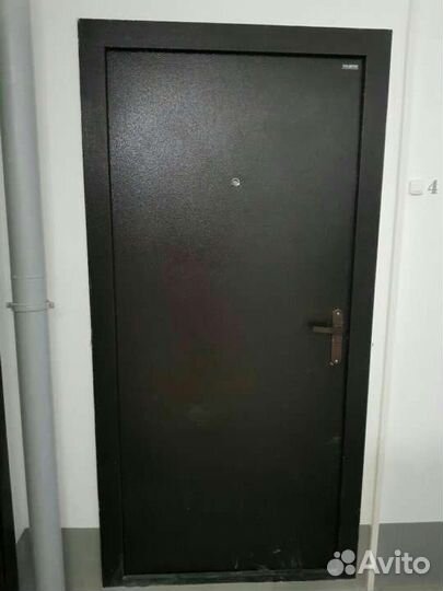 Дверь входная металлическая