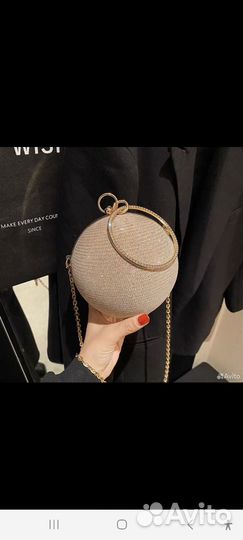 Шар сверкают