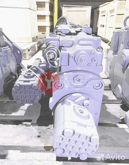 Основной насос Hitachi ZX160W-AMS 4601510