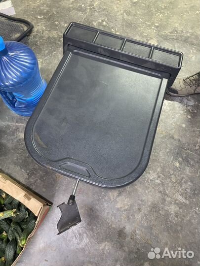 Столик откидной соболь,баргузин