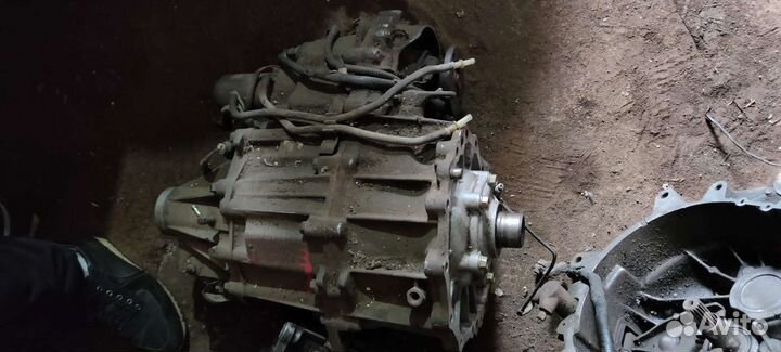 Раздаточная коробка Nissan Elgrand apwe50, vq35de