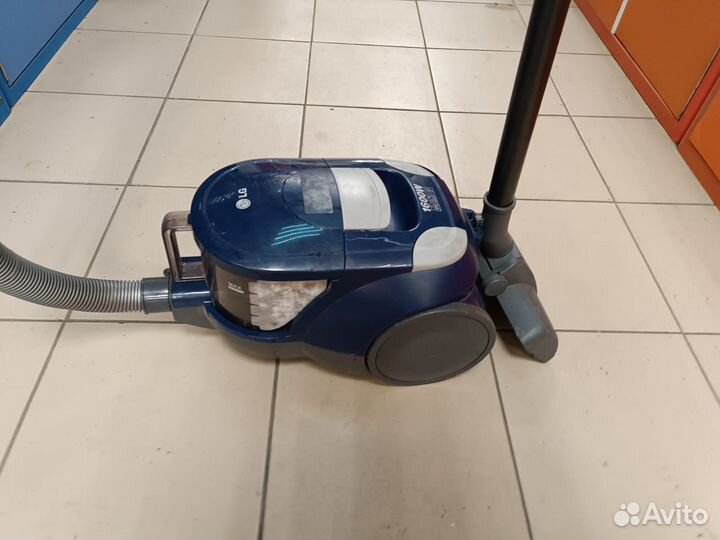 Пылесос LG VK69162N (Д)