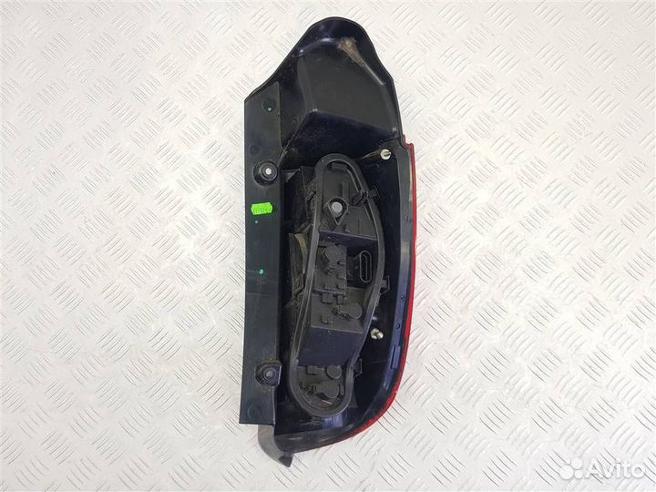 8330A481 Фонарь задний левый Mitsubishi Colt