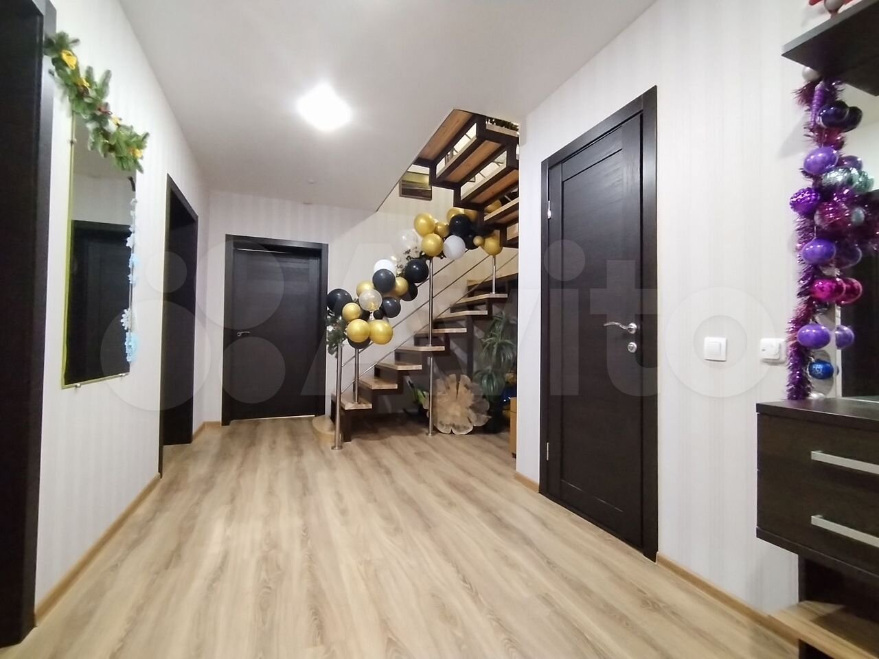 Дом 155 м² на участке 6 сот.