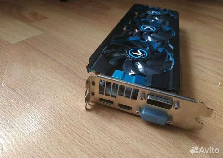 Видеокарта Sapphire Radeon R9 280X