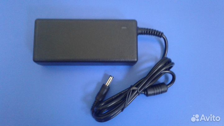 Блок питания ноутбука Toshiba 19V 3.95A 5.5x2.5