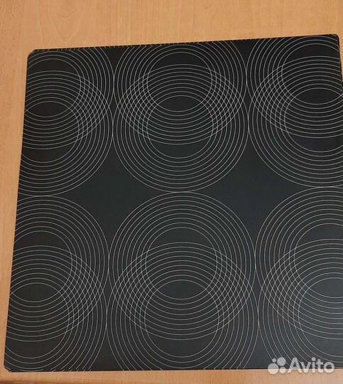 Пластиковые салфетки для сервировки стола