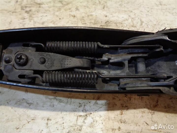 Поводок стеклоочистителя переднего Mercedes Benz