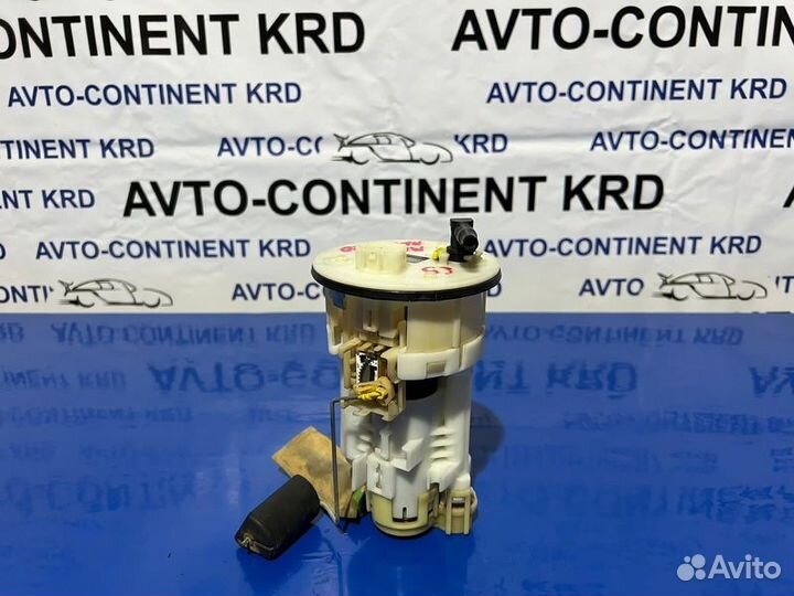 Топливный насос Toyota Alphard MNH10 1MZ