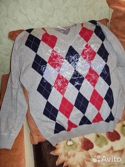 Мужские свитера и рубашки