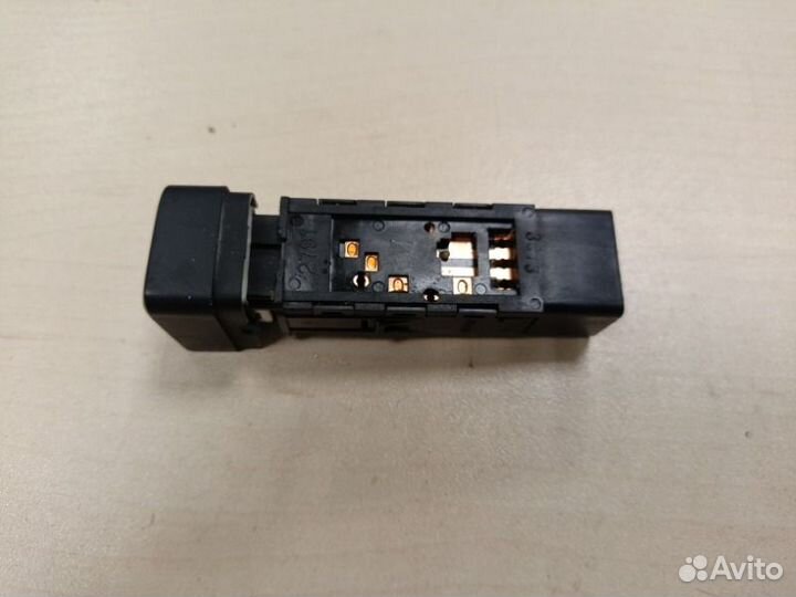 Кнопка переключения экономичного режима Kia