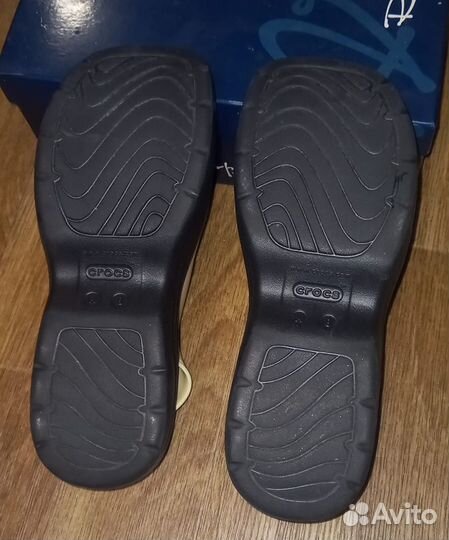 Босоножки crocs женские.Новые.Оригин.(Вьетнам)