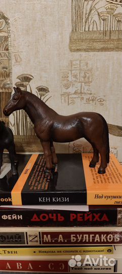 Фигурки лошадей schleich