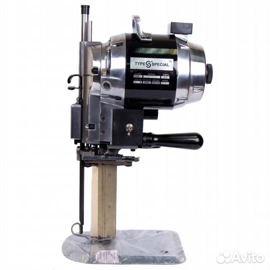 Вертикальный (сабельный) раскройный нож