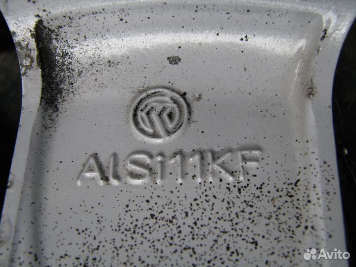 Диск литой R15 Renault Logan Sandero