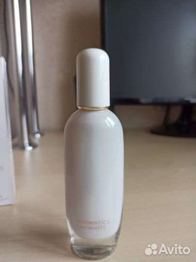 Парфюм Clinique Aromatics in White 50 мл