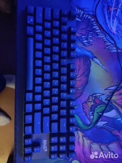 Игровая клавиатура и мышь