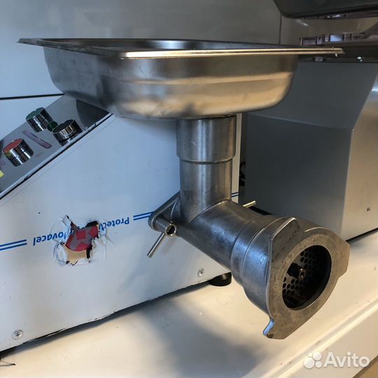 Мясорубка промышленная торгтехмаш тм-12М