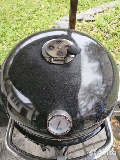 Гриль Weber Summit 61см
