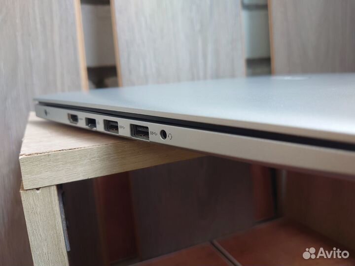 Мощный американец на Ryzen 5, Vega 8, 256 SSD m2