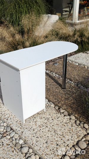 Маникюрный стол складной бу