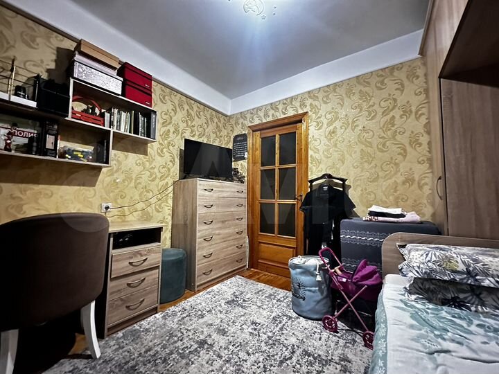 3-к. квартира, 78 м², 4/9 эт.