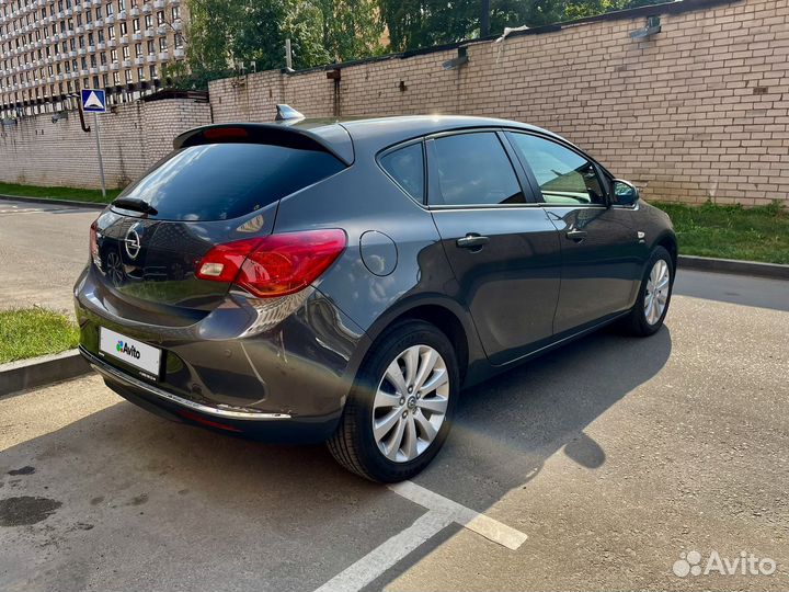 Opel Astra 1.6 AT, 2015, 132 600 км