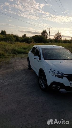 Renault Logan Stepway 1.6 МТ, 2020, 120 000 км