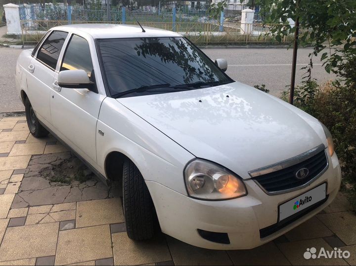 LADA Priora 1.6 МТ, 2013, битый, 187 000 км