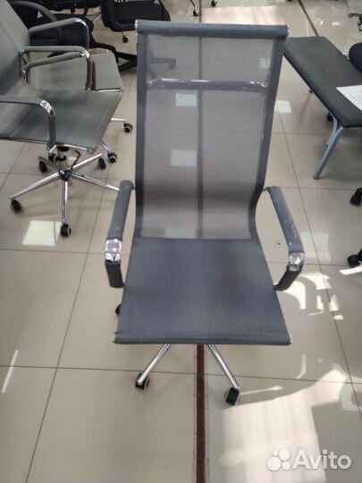 Компьютерное кресло сетка