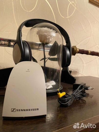 Беспроводные наушники Sennheiser