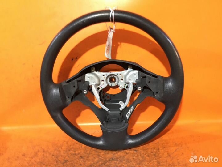 Руль Toyota Ractis SCP100