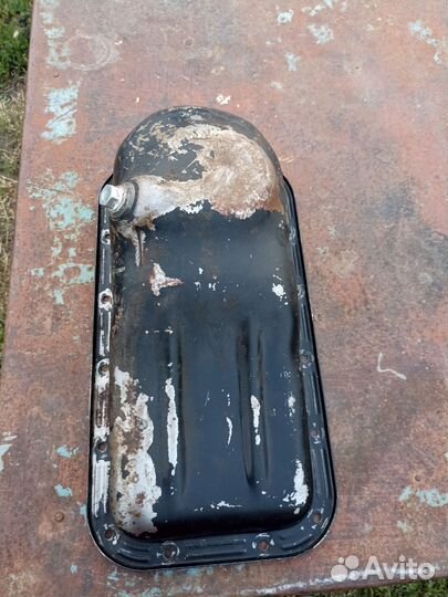 Картер поддон