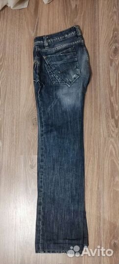 Джинсы женские