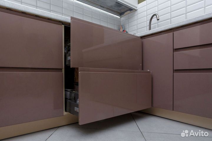 Кухонный гарнитур на заказ под ключ