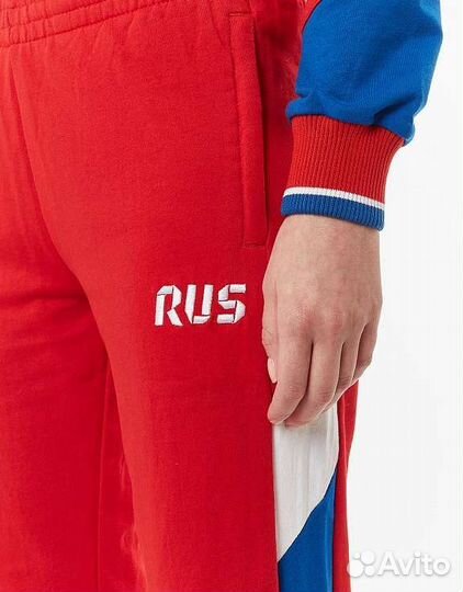 Тренировочный костюм forward