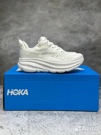 Кроссовки hoka