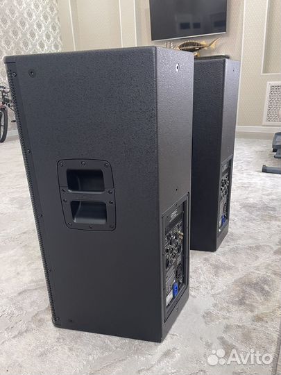 Активные колонки QSC KW152